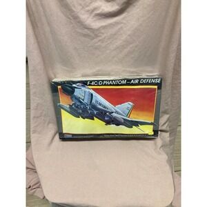 VINTAGE Monogram F-4C/D 1:48 Phantom Air Defense Model Kit #5821